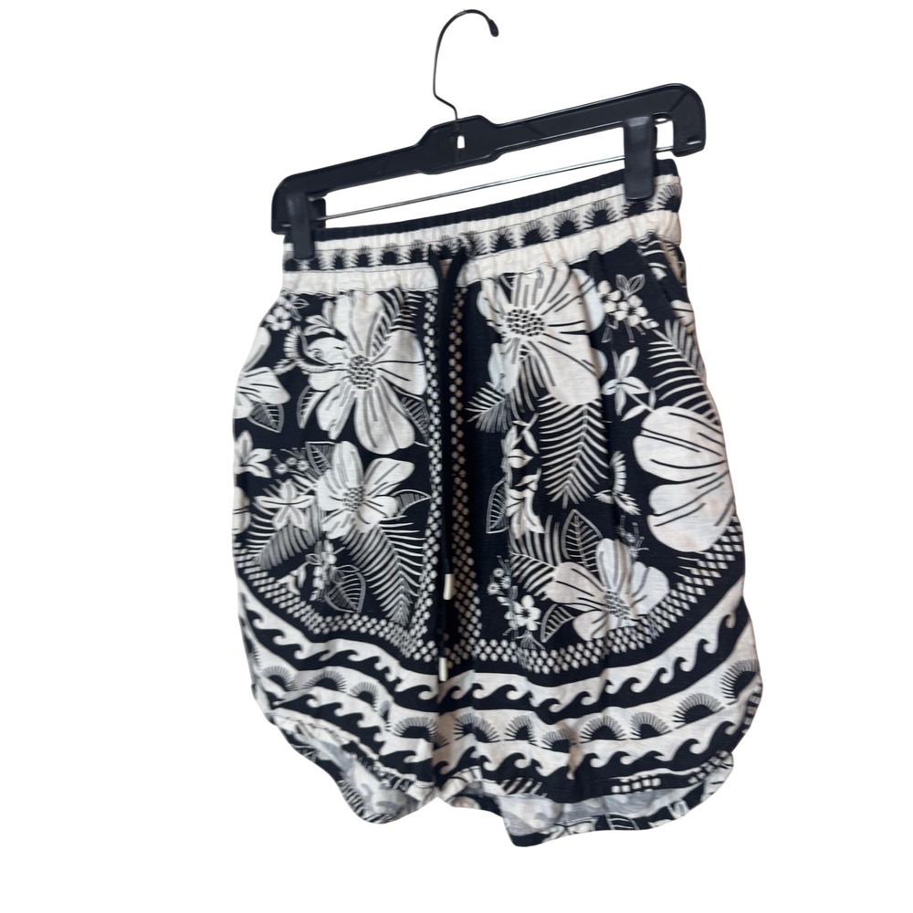 Farm Rio Hot Pants Womens Small Black Tropical Floral Drawstring Waist Summer